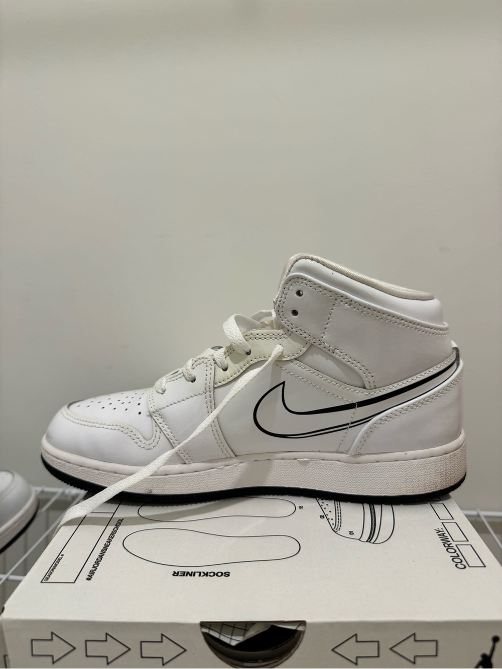 Jordan 1 Mid Schematic - Picture 4 of 8